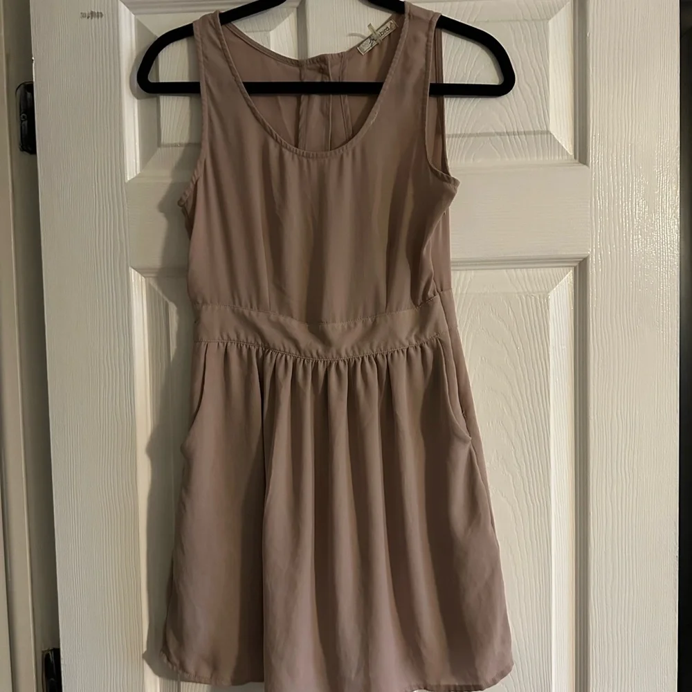 Free Bird Sleeveless Dress - Picture 1 of 5
